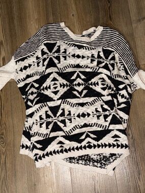 Forever 21 Black and White Aztec Pattern Sweater